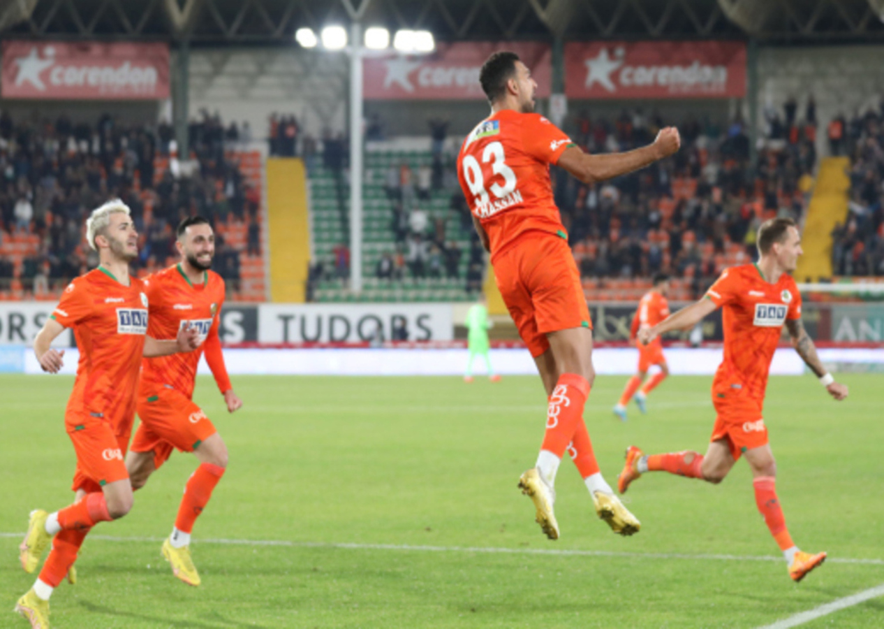Alanyaspor 5 - 0 Trabzonspor | Maçın geniş özeti...