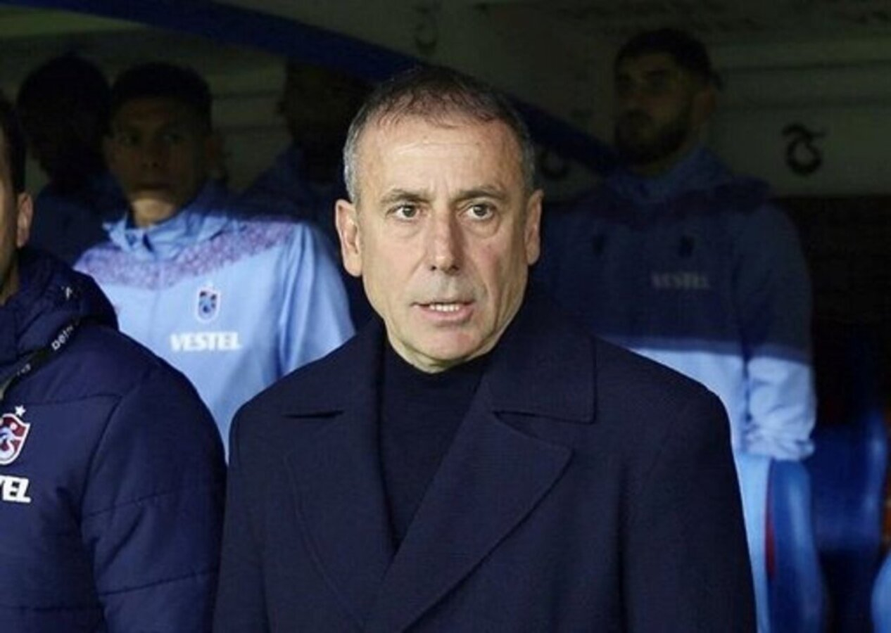 Trabzonspor Teknik Direktörü Abdullah Avcı Alanyaspor mağlubiyeti sonrası konuştu: Hastalıklı ve geçici olmayan bir durum...