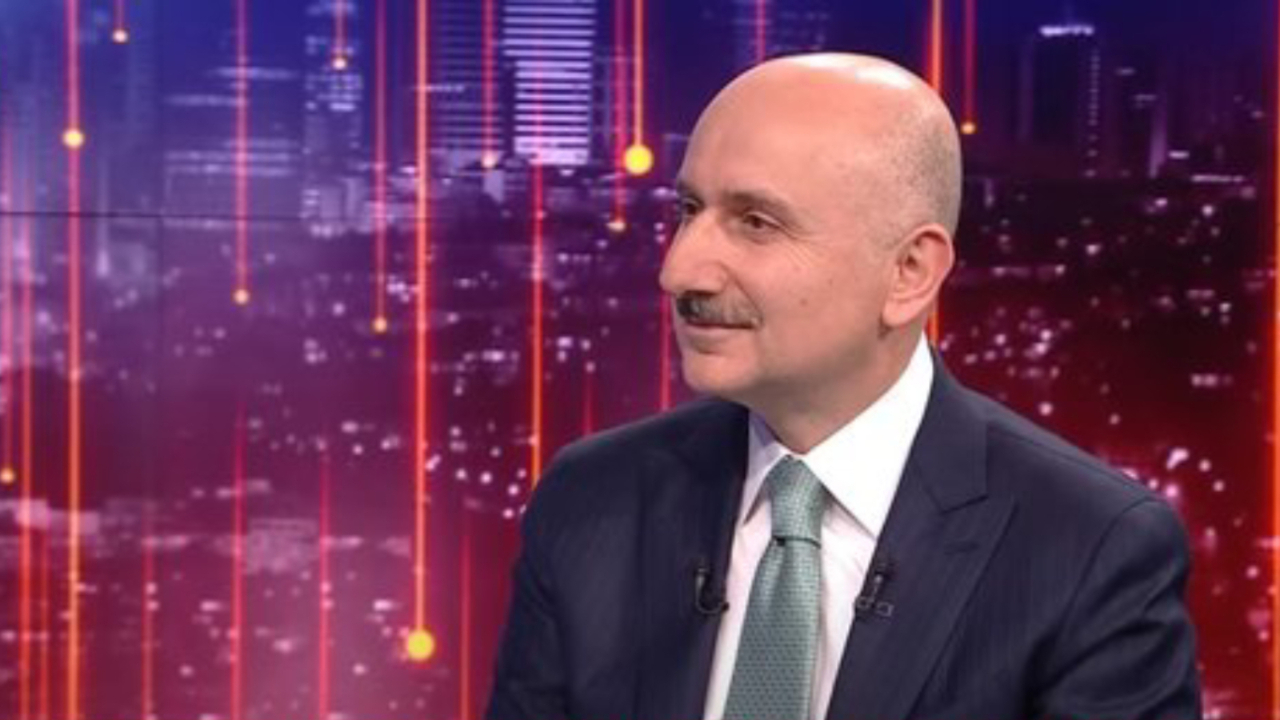 Karaismailoğlu muhalefete yüklendi: Sizi kurtaracak projeler bunlar