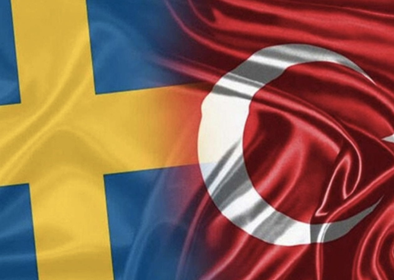 İsveç'te PKK yandaşları Cumhurbaşkanı Erdoğan'ı hedef aldılar! O görüntülere AK Parti'den sert tepki geldi