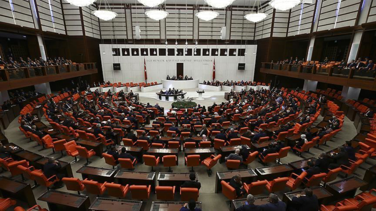 Çocuk istismarına karşı 19 üyeden oluşan komisyon kuruldu