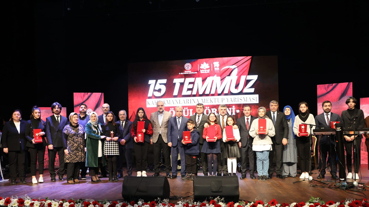'15 Temmuz Kahramanlarına Mektup Yarışması'nın kazananları ödüllerini aldı