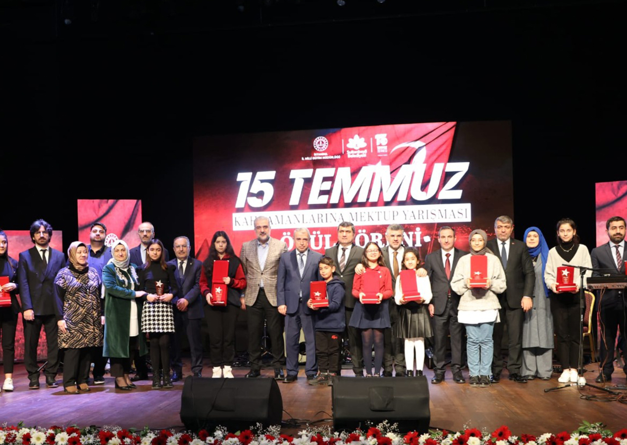 '15 Temmuz Kahramanlarına Mektup Yarışması'nın kazananları ödüllerini aldı