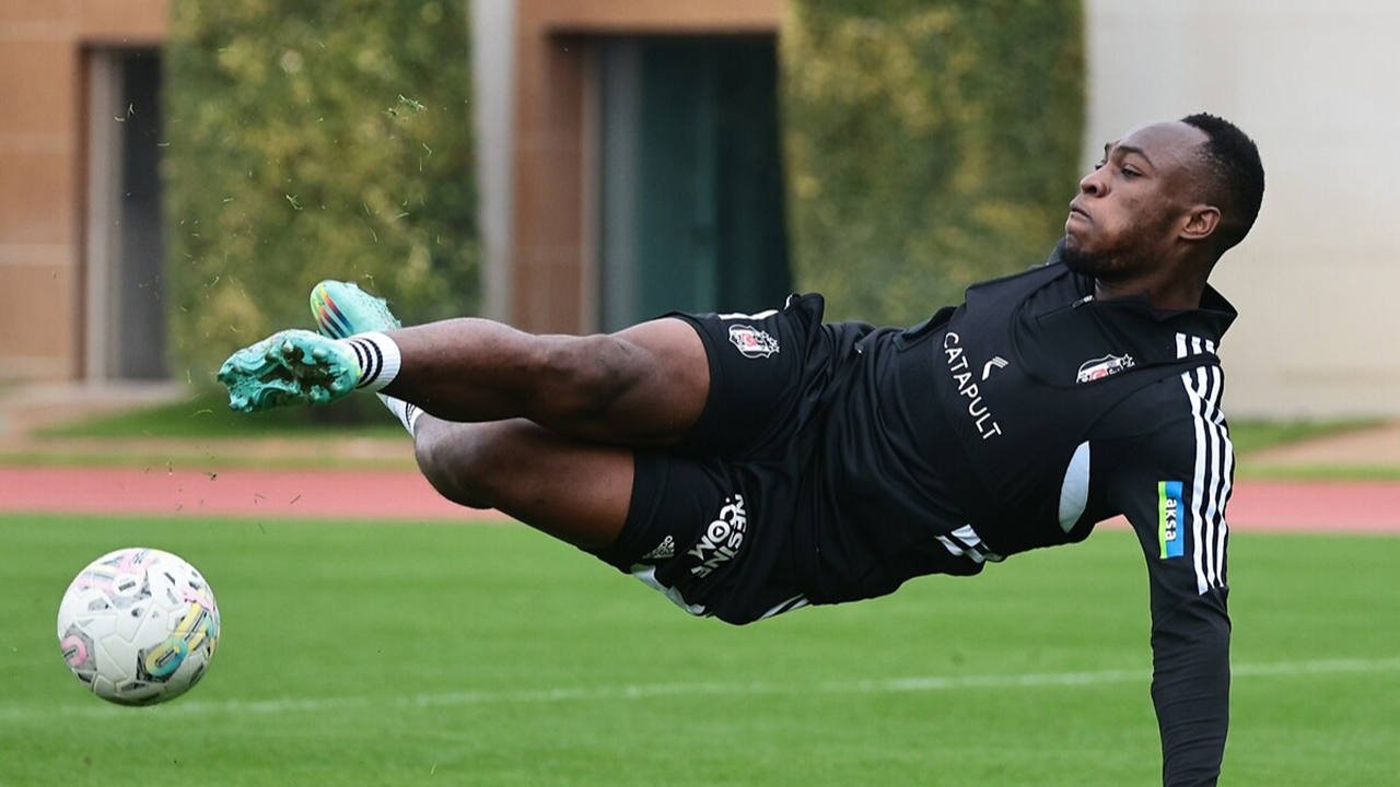 Jackson Muleka'ya Süper Lig'den talip çıktı!