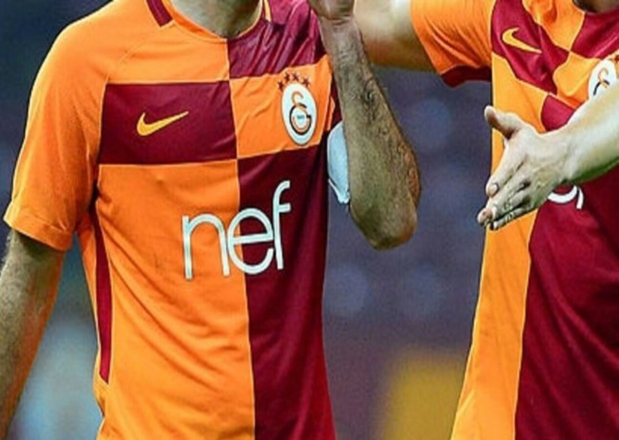 Transferde sıcak gelişme! Galatasaray'a eski yıldızı dönüyor...