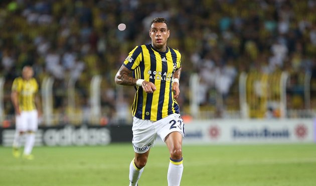 Fenerbahçe'ye müjde! Wiel'e talip var