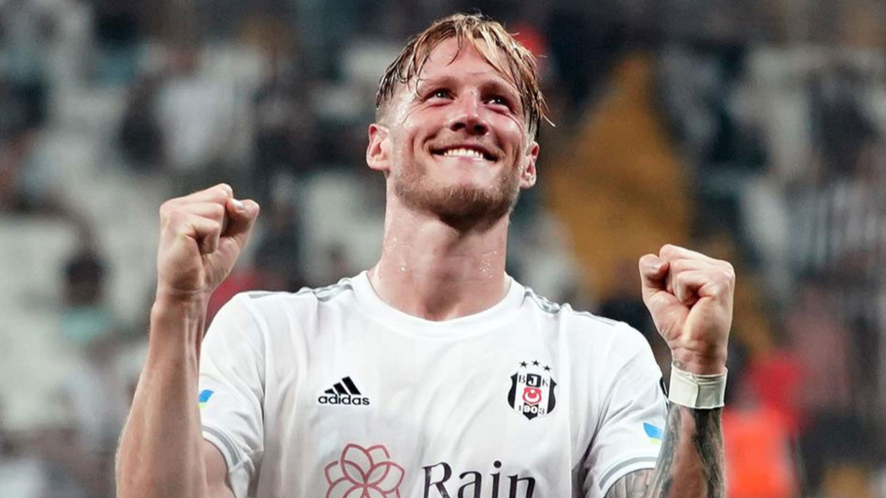 Beşiktaş en golcü oyuncusunu kaybetti