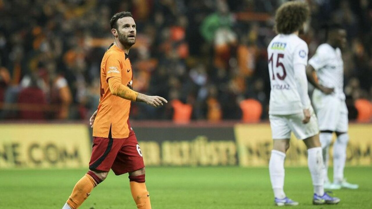 Juan Mata'dan Galatasaray - Hatayspor maçında gövde gösterisi...