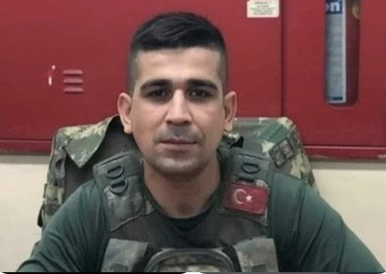 PKK'nın açtığı ateş sonucu yaralanmıştı! Tankçı Uzman Çavuş Selçuk Kurt şehit oldu