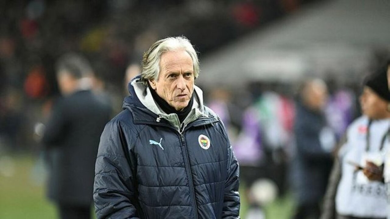 Fenerbahçe Teknik Direktörü Jorge Jesus Gaziantep FK galibiyetini sonrası konuştu: Başkanımızdan, Samet Akaydin'ı transfer etmesini istedim...