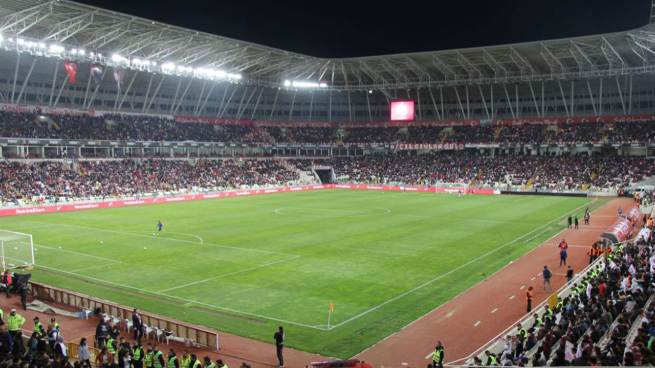 Sivassporlu taraftarlardan tepki