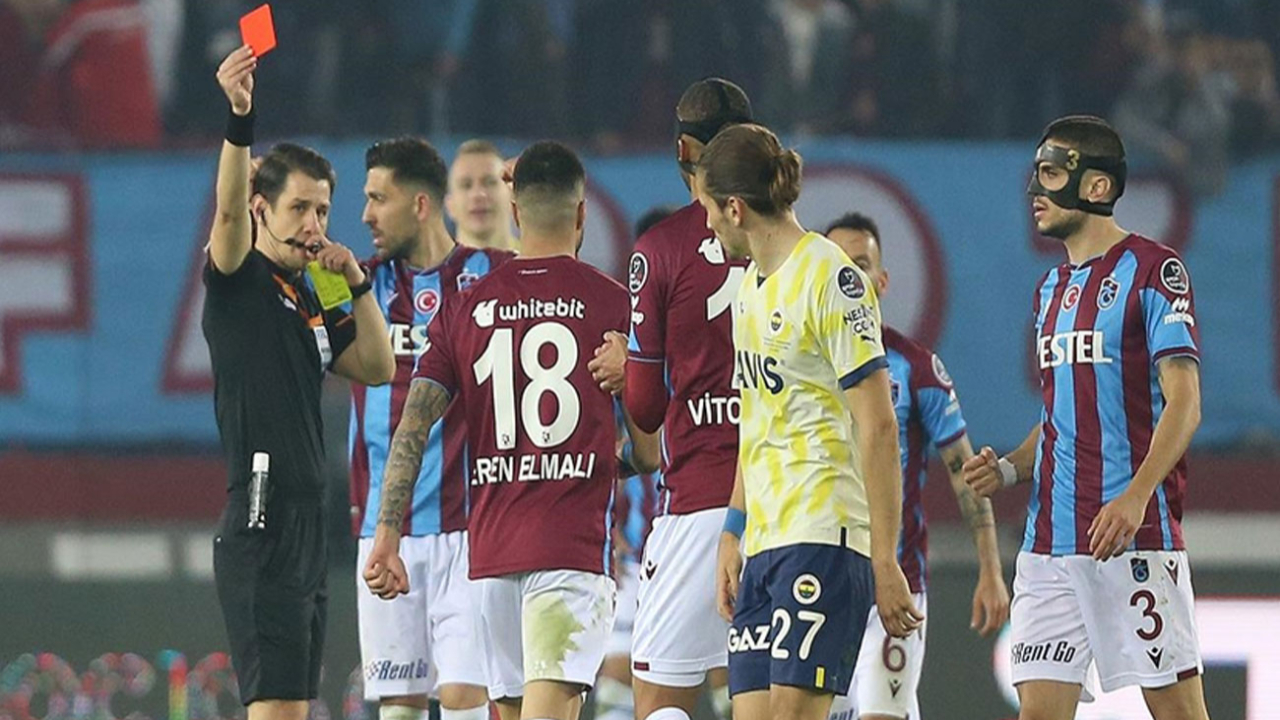 İlk yarının en hırçını Fenerbahçe