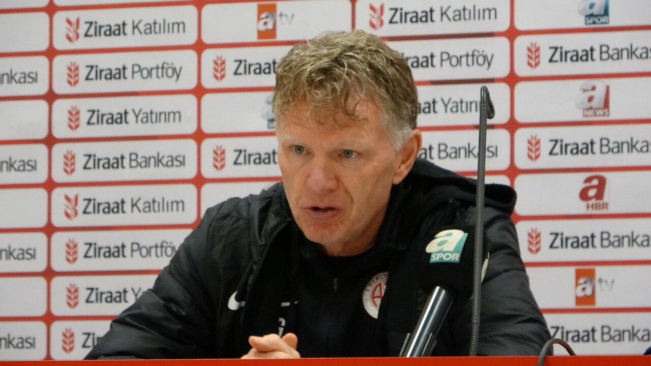 Antalyaspor Teknik Sorumlusu Alfons Groenendijk Kayserispor mağlubiyeti sonrası konuştu: Son vuruşları yapsak bambaşka olurdu...