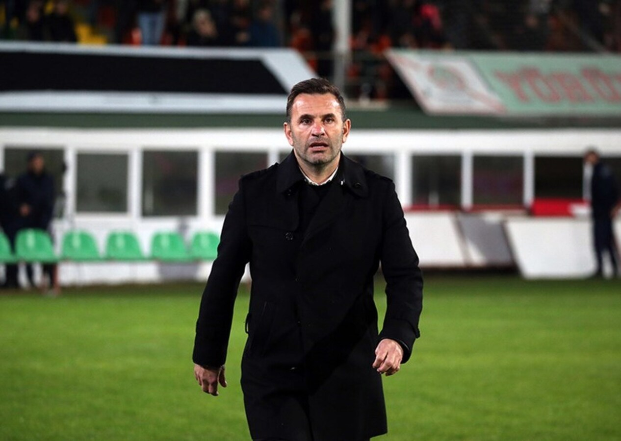 Galatasaray Teknik Direktörü Okan Buruk Alanyaspor galibiyeti sonrası konuştu: Transfer hakkında da bir düşüncemiz var...