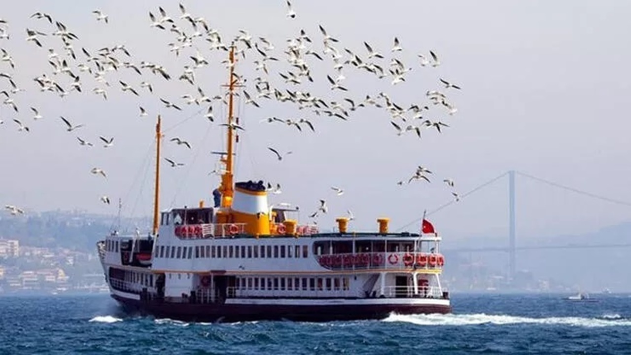 İstanbul'da deniz ulaşımına lodos engeli
