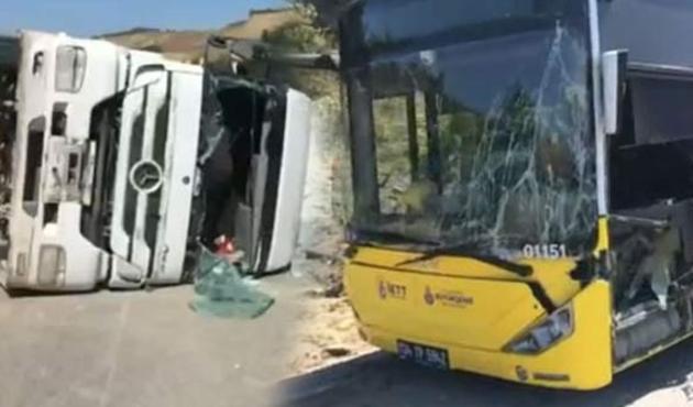 Kamyon ile İETT otobüsüyle çarpıştı! Çok sayıda yaralı var...
