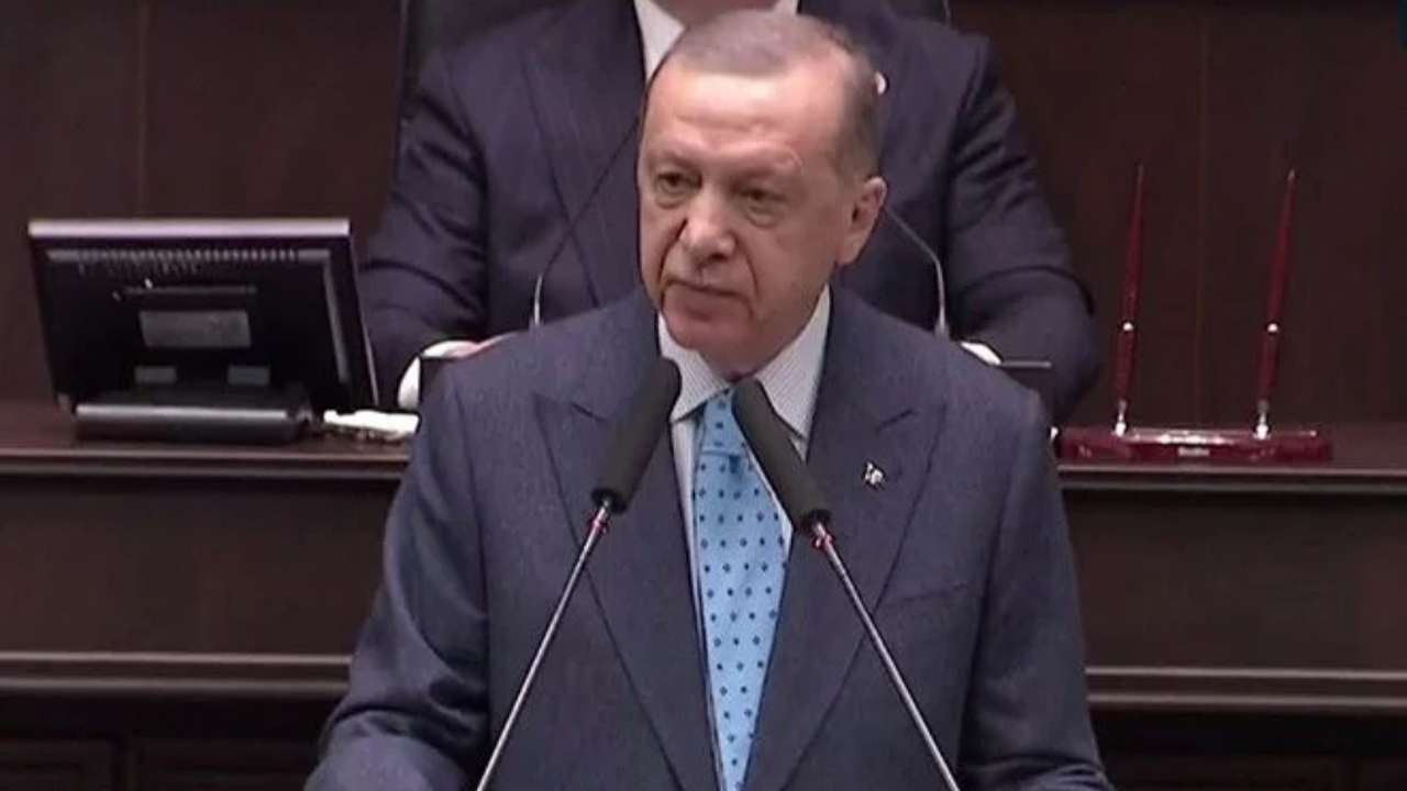 Cumhurbaşkanı Erdoğan'ın 'Çılgın Türkler yürür' sözleri Yunan medyasına damga vurdu