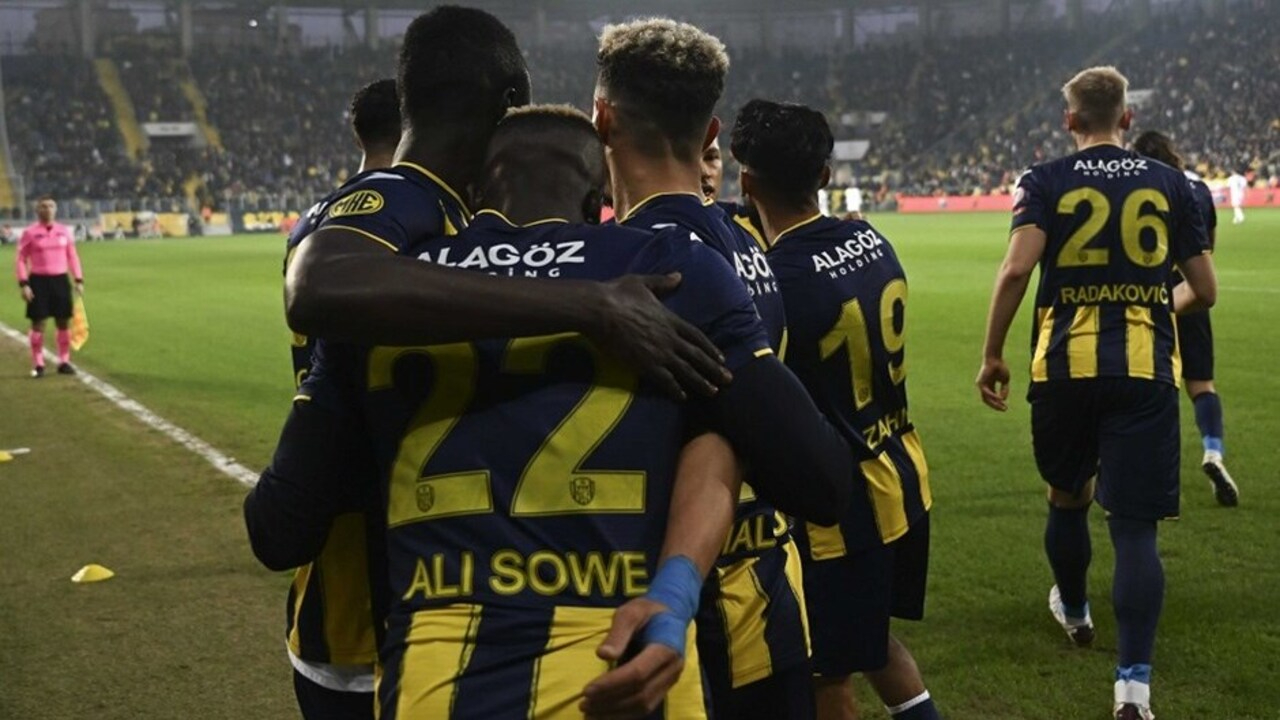 Ankaragücü (4) 1 - 1 (3) Beşiktaş | Maçın geniş özeti...