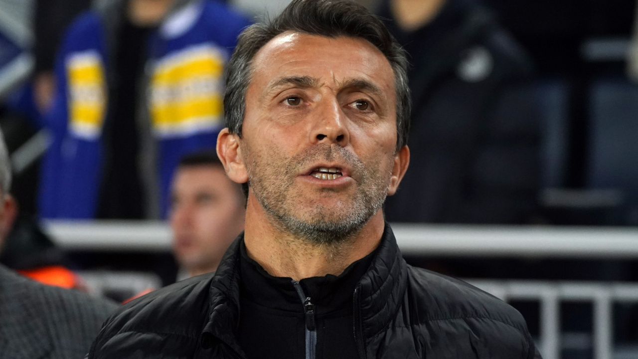 Çaykur Rizespor Teknik Direktörü Bülent Korkmaz Fenerbahçe mağlubiyeti sonrası konuştu: Maçı kaybedebilirsin ama kazancımız da çoktu...
