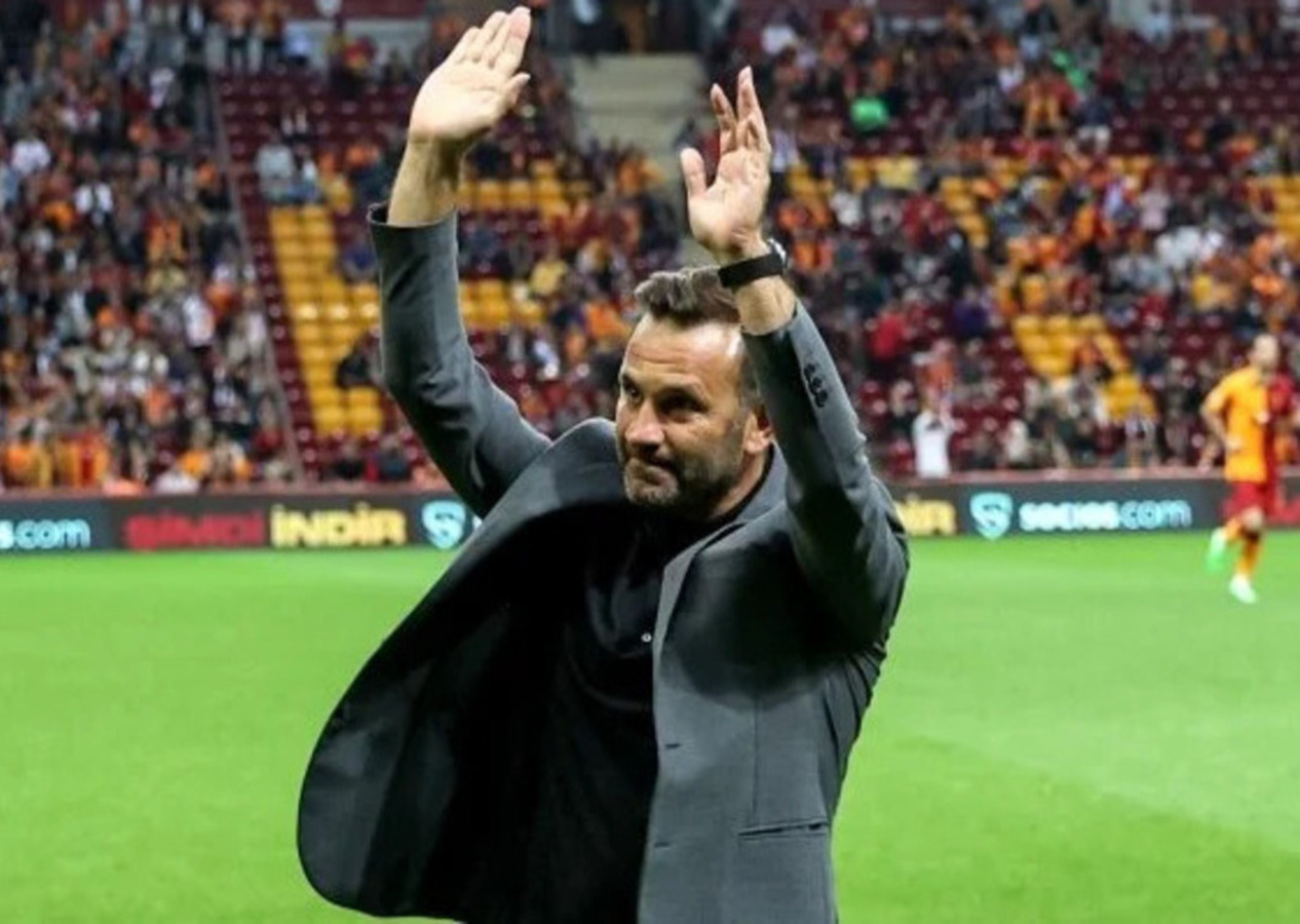 Galatasaray Teknik Direktörü Okan Buruk Antalyaspor galibiyeti sonrası konuştu: İnşallah sezon sonu şampiyonluk olur...
