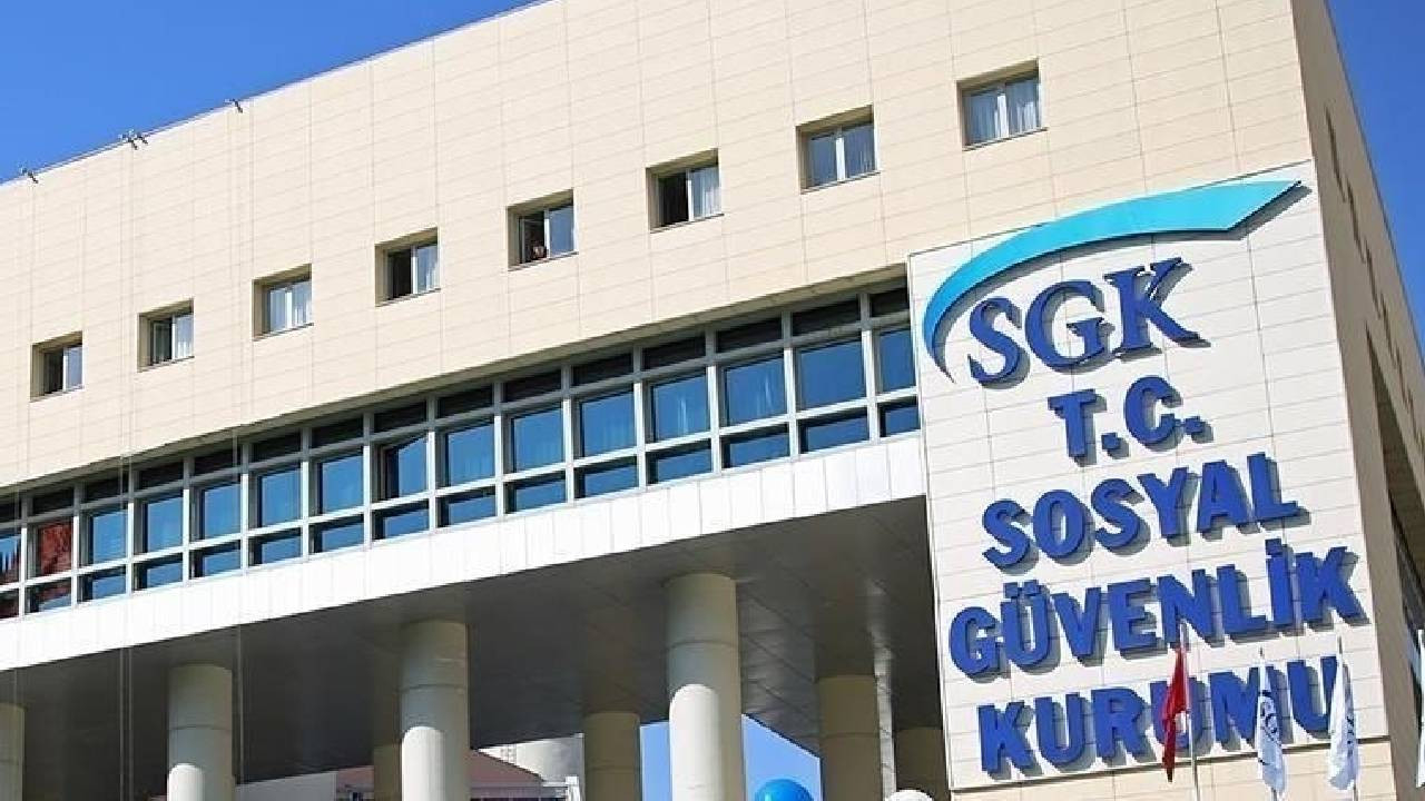 SGK'den "emeklilere yüzde 30'dan düşük zam yapıldığı" iddialarına ilişkin açıklama