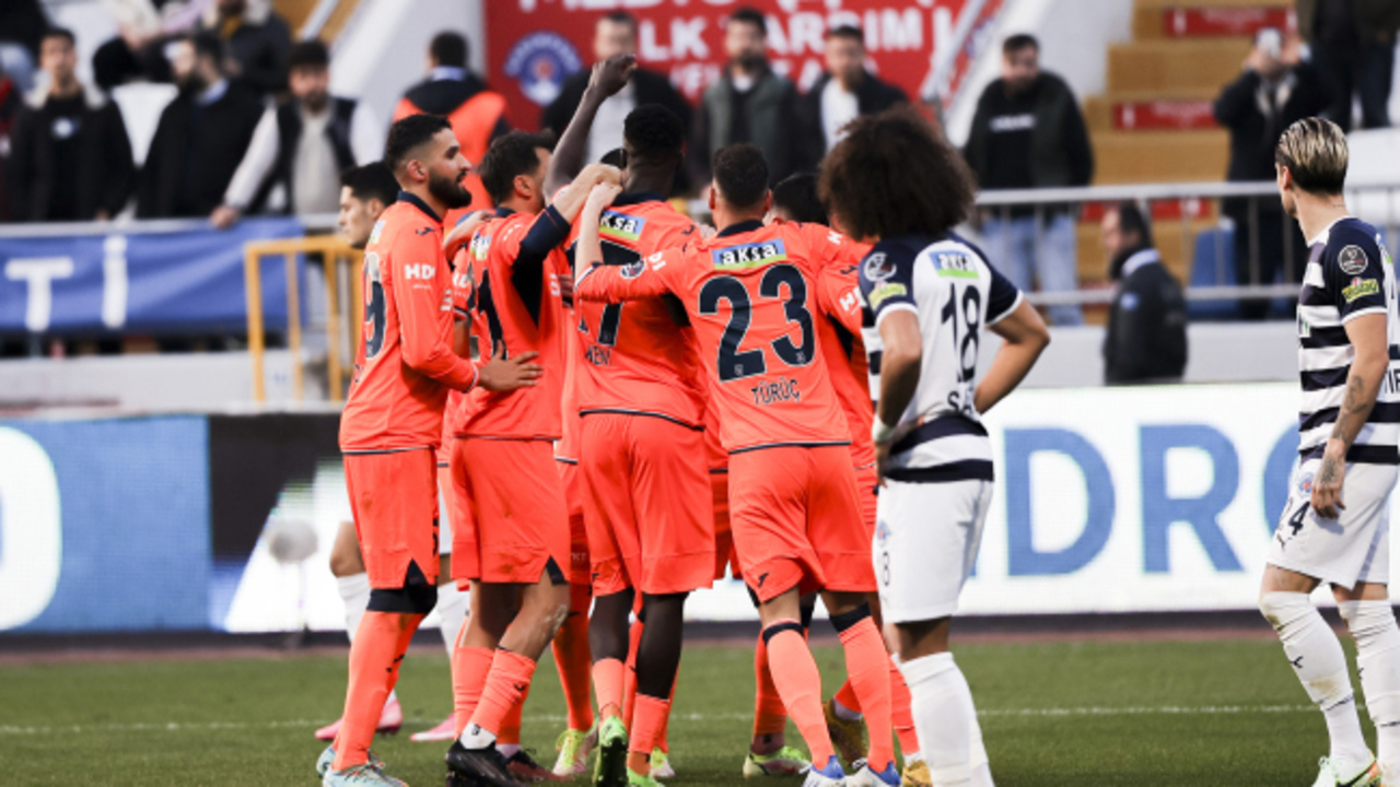 Kasımpaşa 1 - 3 Başakşehir | Maçın özeti...