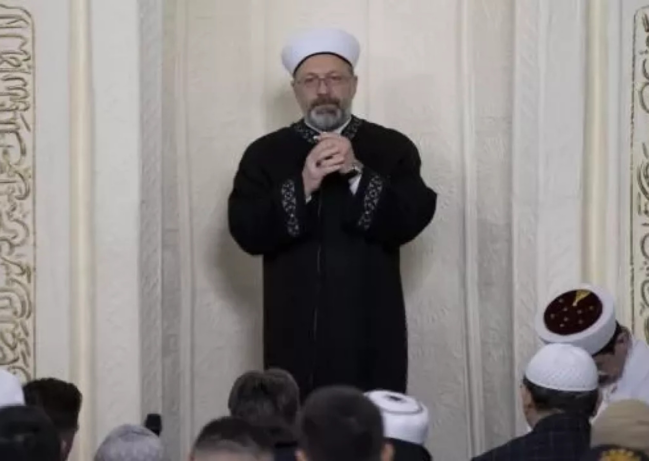 İsveç'e tepki amacıyla 90 bin camide Kur'an-ı Kerim okundu! Erbaş, "Bütün dünyaya sesleniyorum" diyerek duyurdu...