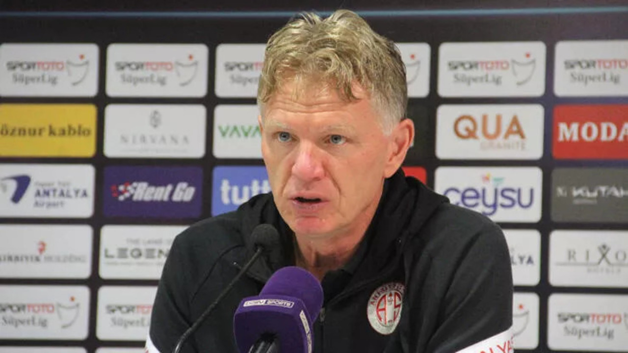 Antalyaspor Teknik Sorumlusu Alfons Franciscus Groenendijk Galatasaray mağlubiyeti sonrası konuştu: Haji Wright Antalyaspor oyuncusudur...
