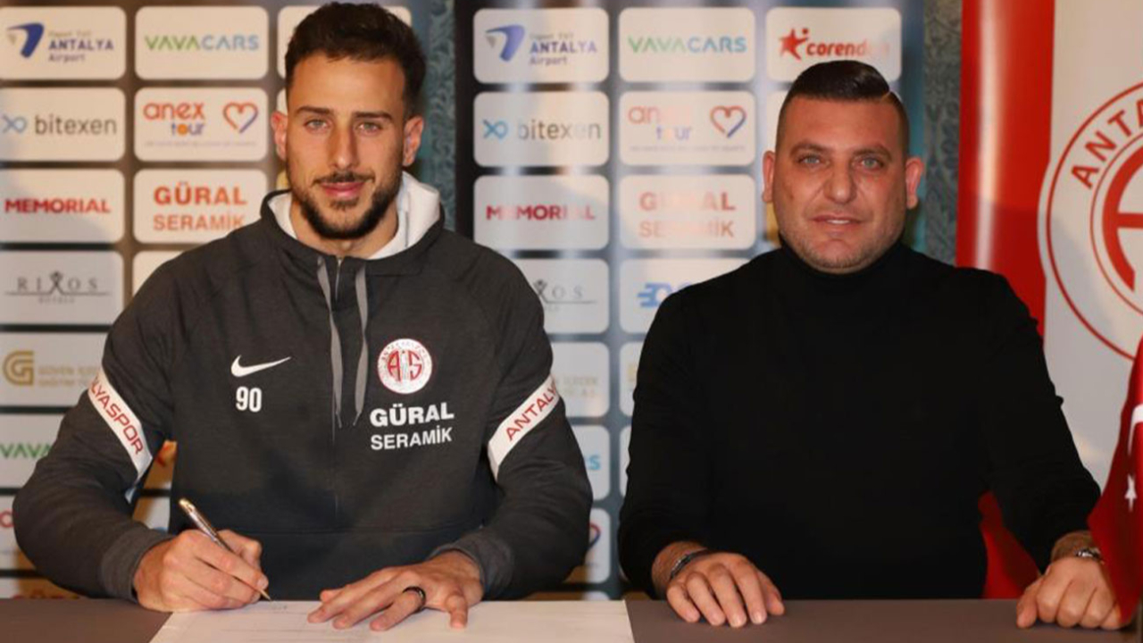 Helton Leite Antalyaspor'la imzaladı