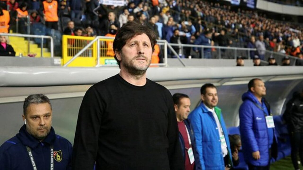İstanbulspor Teknik Direktörü Fatih Tekke Trabzonspor mağlubiyeti sonrası konuştu: Geçmişim ve geleceğim Trabzon'da...