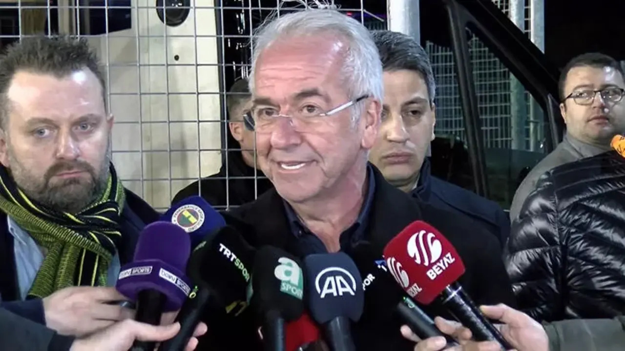 Fenerbahçe Başkan Vekili Erol Bilecik'ten Ümraniyespor galibiyeti sonrası olay açıklama: Fenerbahçe hakem tarafından ince ince doğranmıştır...