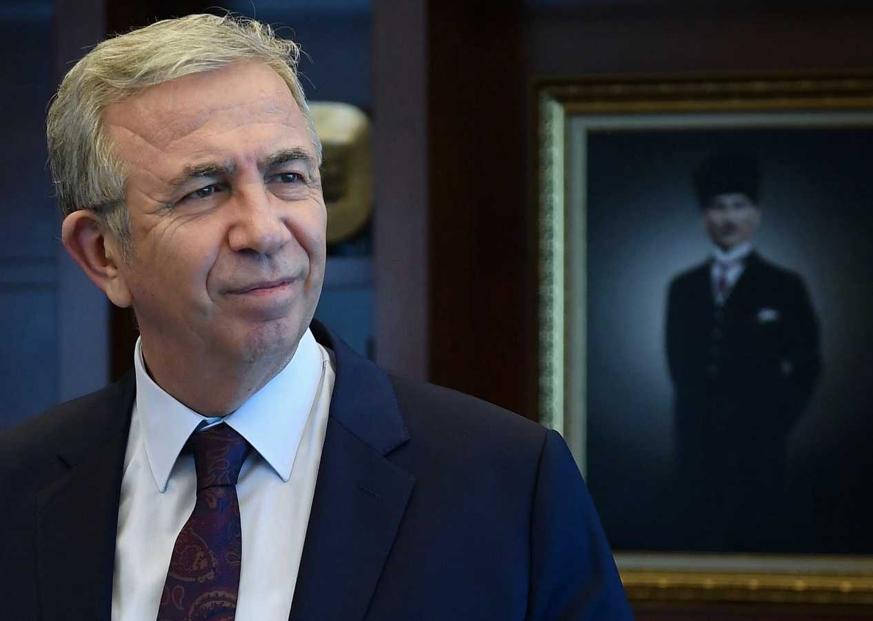 Mansur Yavaş yarıştan çekildi! Adayını resmen ilan etti