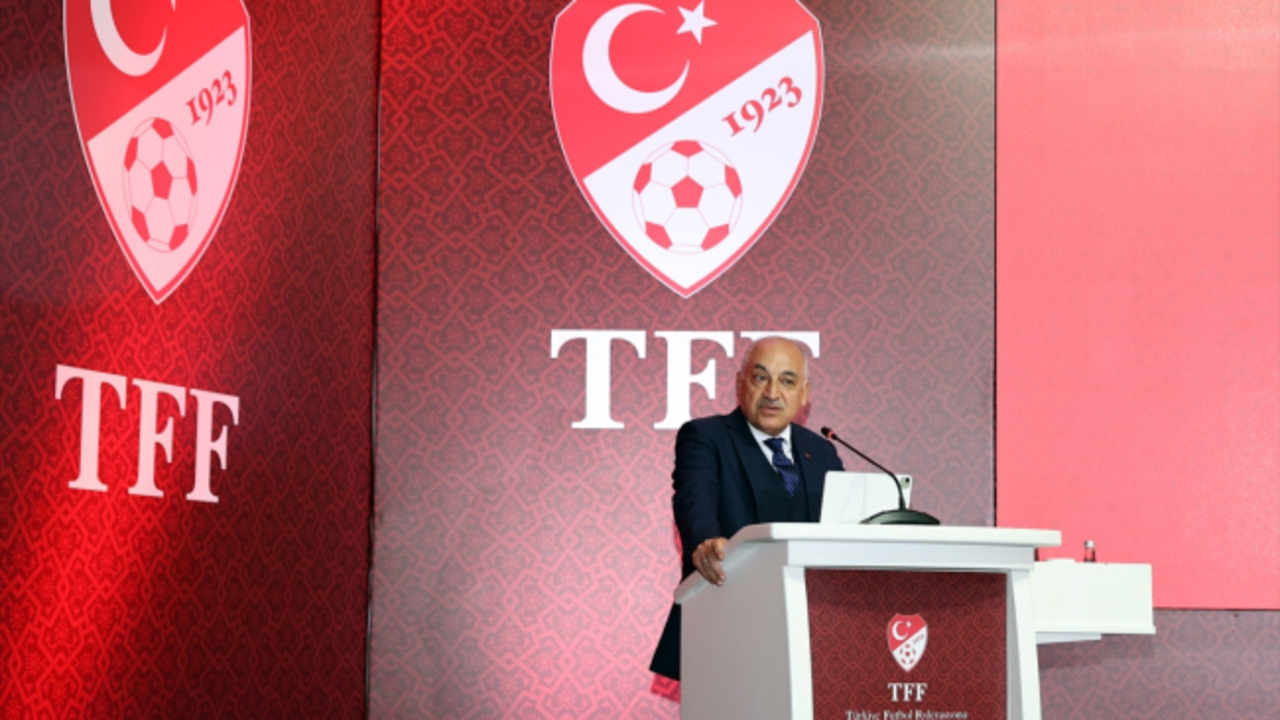 TFF Başkanı Mehmet Büyükekşi'den flaş açıklama: Sadece hakemler tarafından hata yapılmıyor...