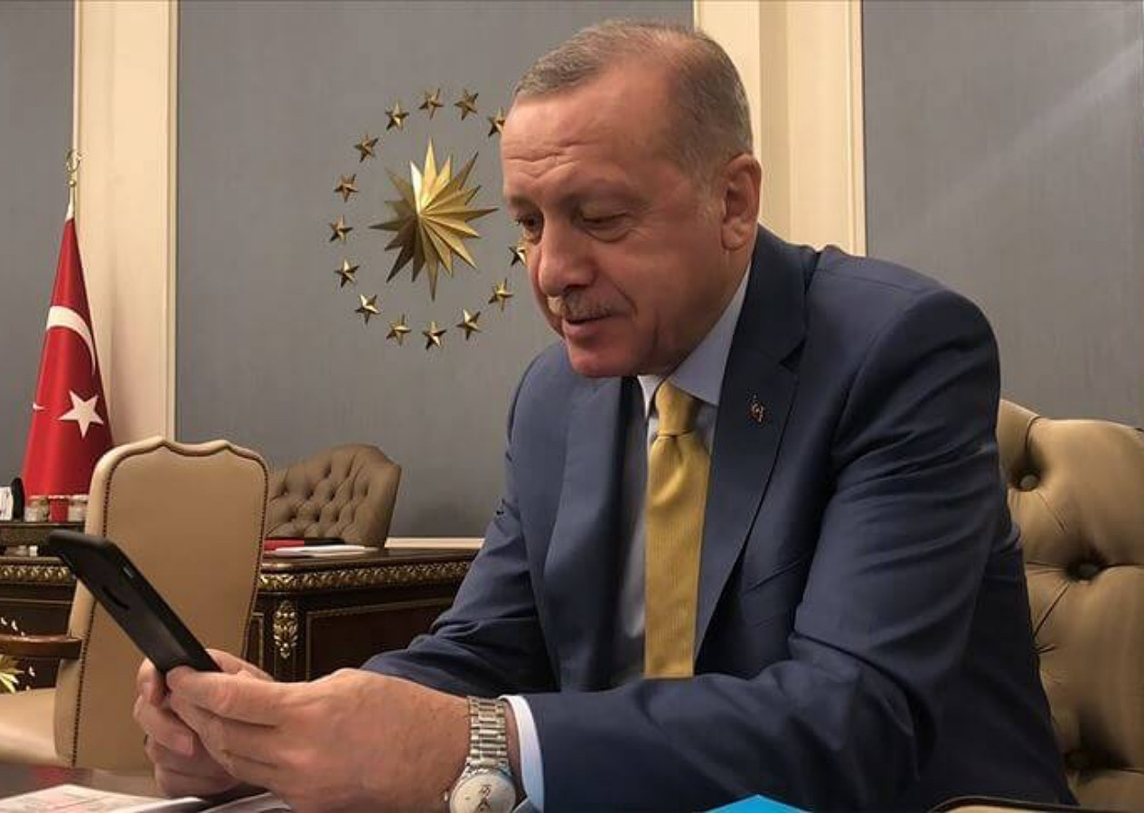 Cumhurbaşkanı Erdoğan'dan Paris'teki Türk vatandaşlara çağrı: Paris bu seçimlerde farklı bir neticeye vesile olacak!
