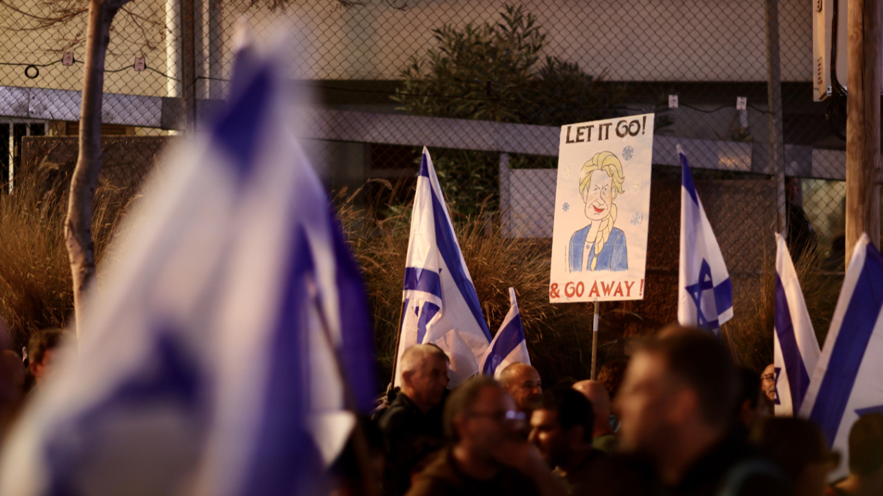 İsrail’de Netanyahu’ya kitlesel protesto