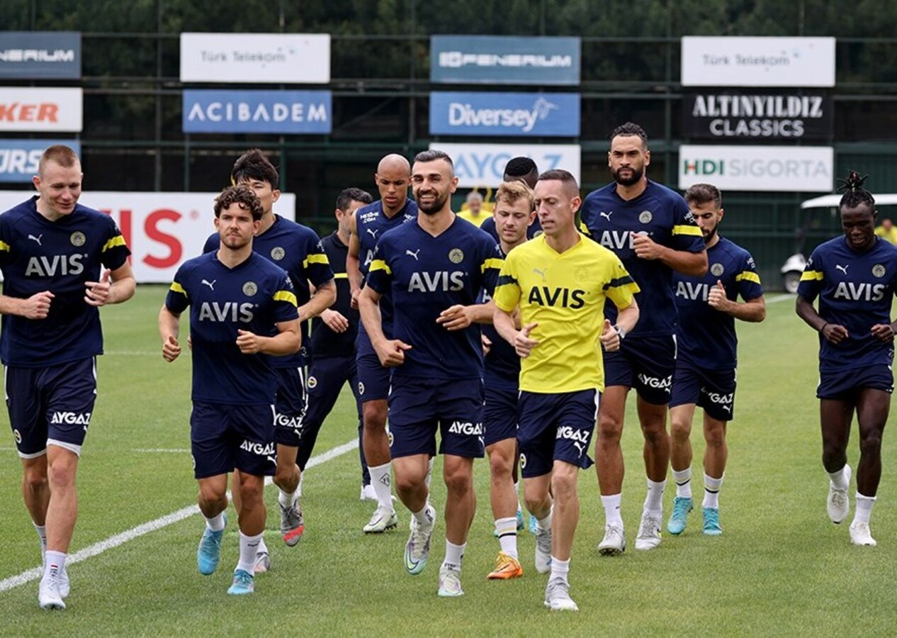 Fenerbahçe'de şok ayrılık! Yeni takımı belli oldu...