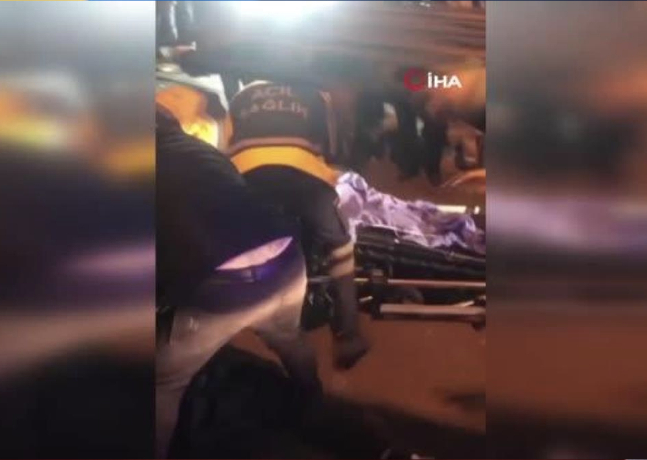 Çekmeköy'de asker gecesinde facia! El freni çekilmeyen araç grubun arasına daldı