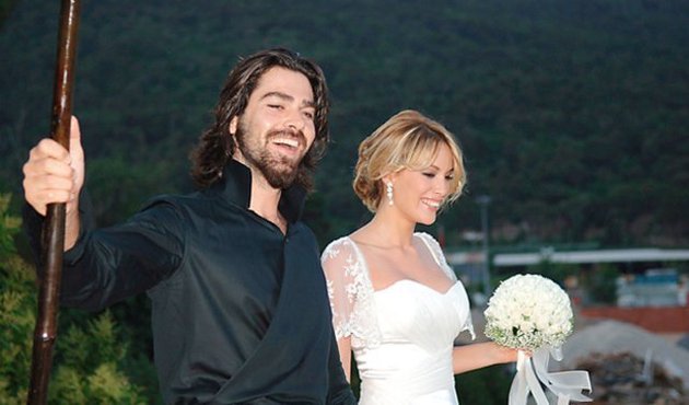 Gamze Özçelik ve Uğur Pektaş yeniden evleniyor... Nikah tarihi belli oldu!