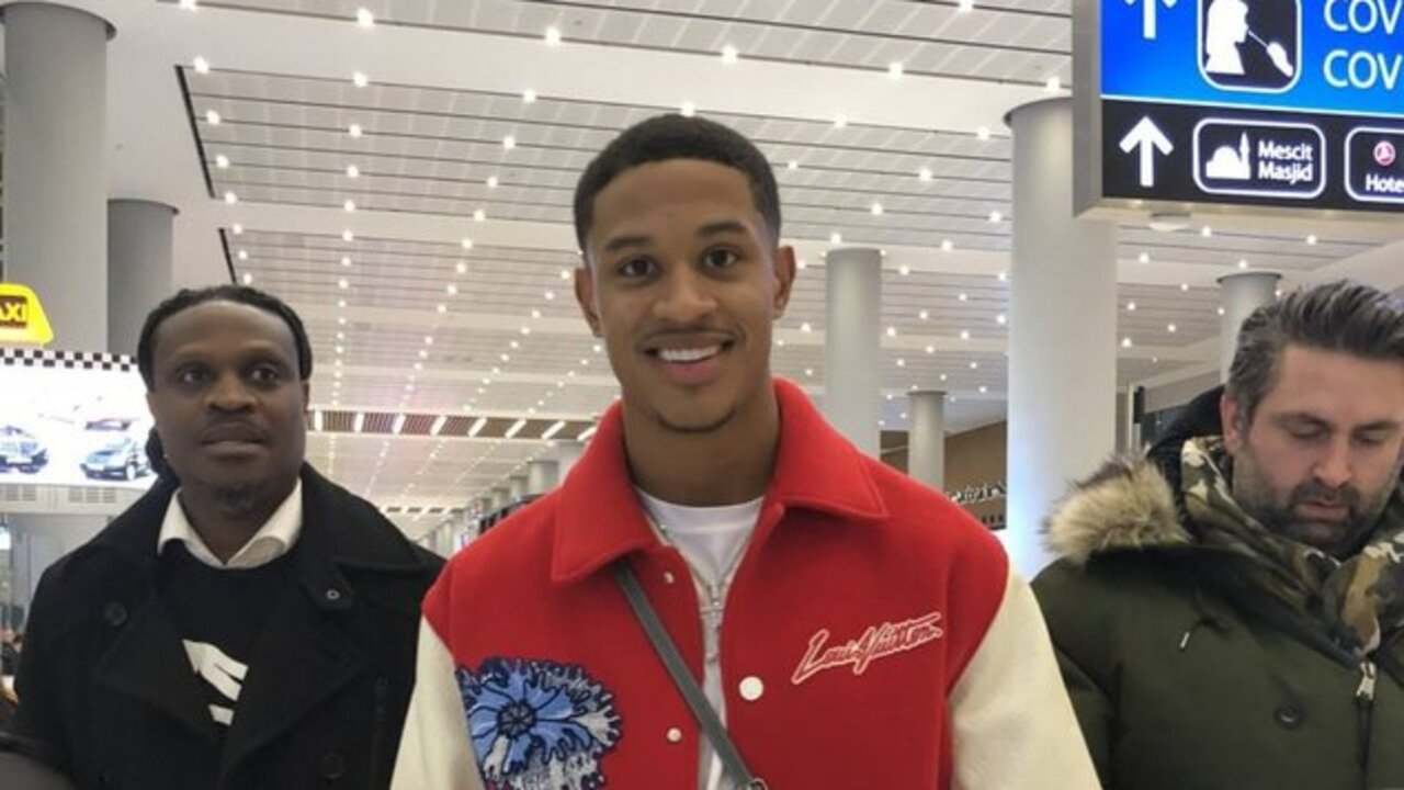 Fenerbahçe'nin yeni transferi Jayden Oosterwolde İstanbul'a geldi!