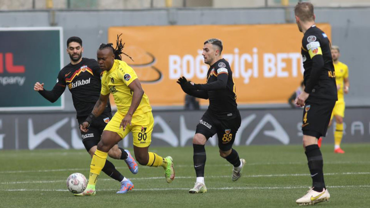 6 golün atıldığı maçta kazanan Kayserispor
