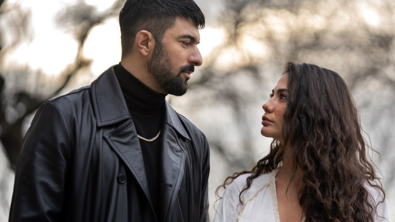 Demet Özdemir Televizyon Dünyasını Sallayacak! Engin Akyürek ile Bombaları Geliyor!