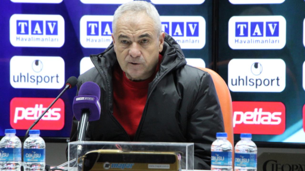 Sivasspor Teknik Direktörü Rıza Çalımbay Alanyaspor galibiyeti sonrası konuştu: Puan ve puanlara ihtiyacımız var...