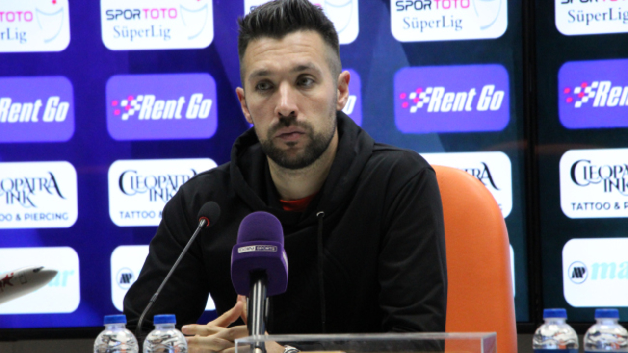 Alanyaspor Teknik Direktörü Francesco Farioli Sivasspor mağlubiyeti sonrası konuştu: Şapkamızı önümüze koyup düşünmemiz lazım...