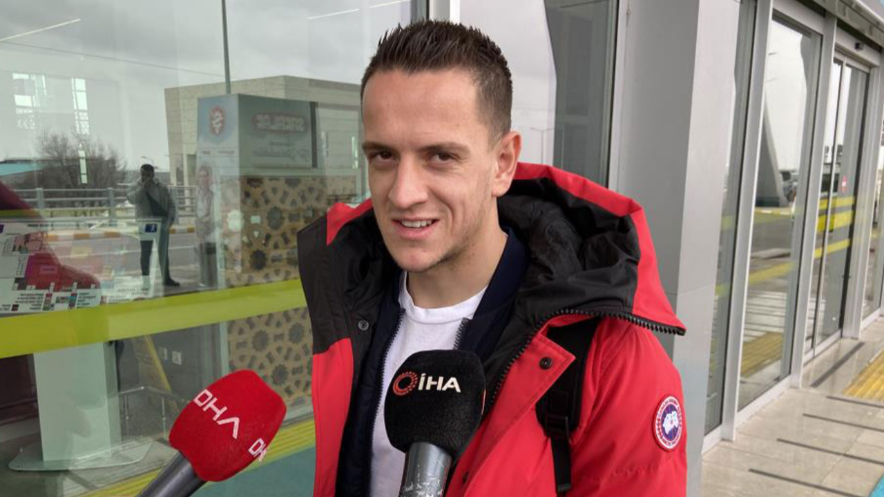 Amir Hadziahmetovic, Beşiktaş için yola çıktı