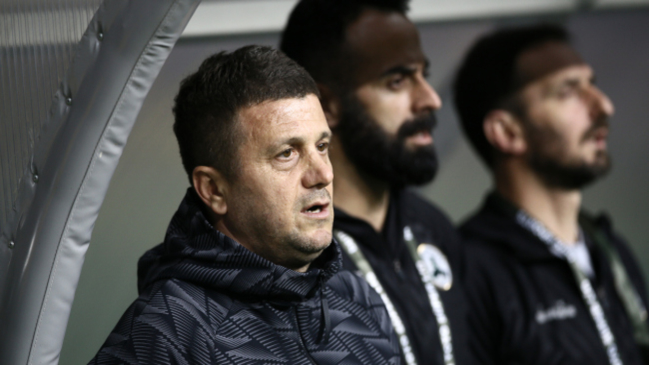 Giresunspor Teknik Direktörü Hakan Keleş Kasımpaşa mağlubiyetini değerlendirdi: Konuşmak istiyorum ama susuyorum...