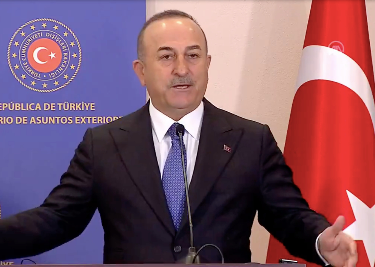 Konsoloslukların kapatılması! Bakan Çavuşoğlu'ndan tepki: Bizim de atacağımız adımlar olacak!