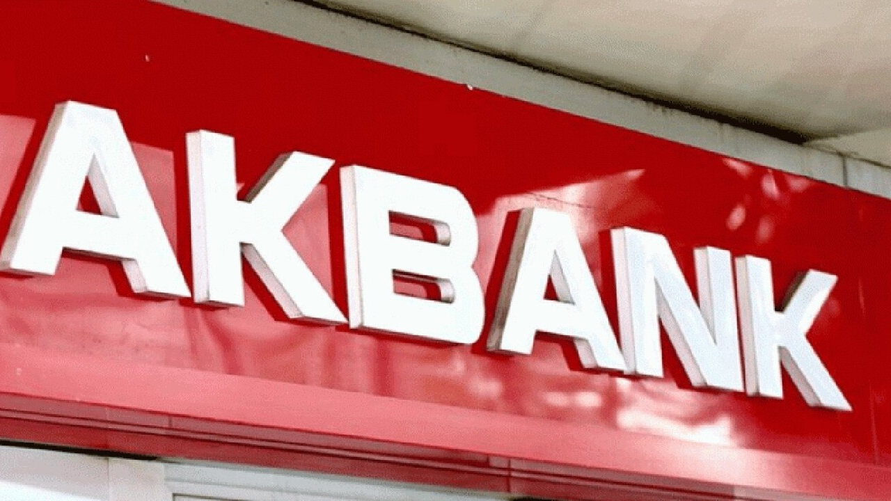 Banka müşterisi olan 10 bin TL nakit hediye ediliyor! İşte şartlar