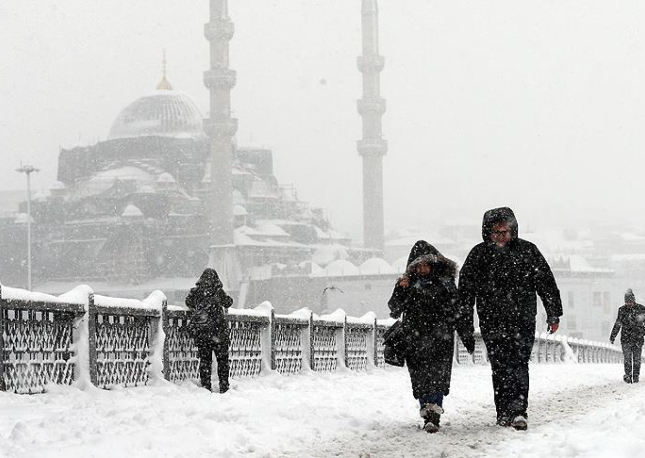 İstanbul için karla karışık yağmur ile buz ve don uyarısı!