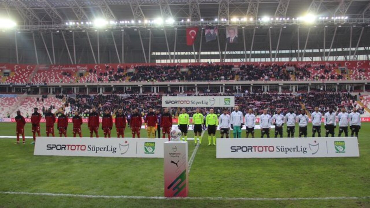 Beşiktaş'ın serisi Sivasspor karşısında sona erdi!
