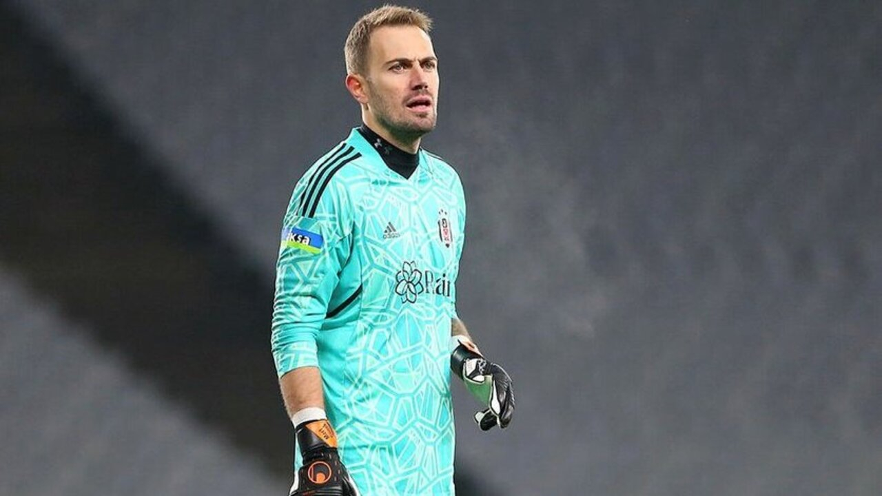 Beşiktaş'ta Mert Günok Sivasspor mağlubiyetini değerlendirdi: Gerekli mücadeleyi veremedik...